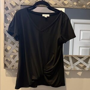 Grace and Lace Twist Tie Front Black Short Sleeve V-Neck Top Medium